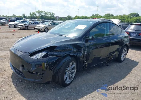 2023 Tesla Model Y Rwd z USA, uszkodzony, nr VIN 7SAYGDED8PF956018